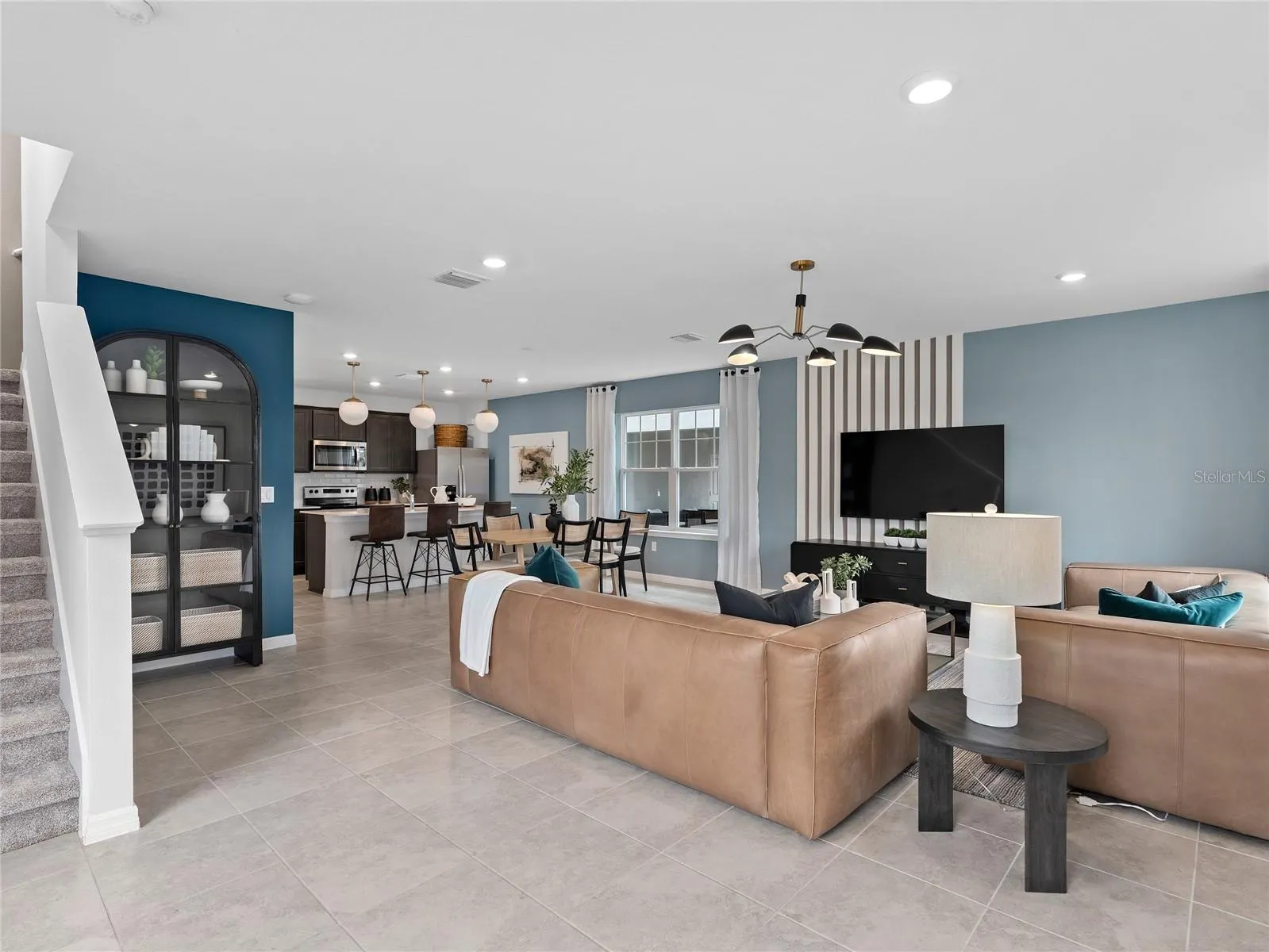 1889 SUMMER SERENITY DR