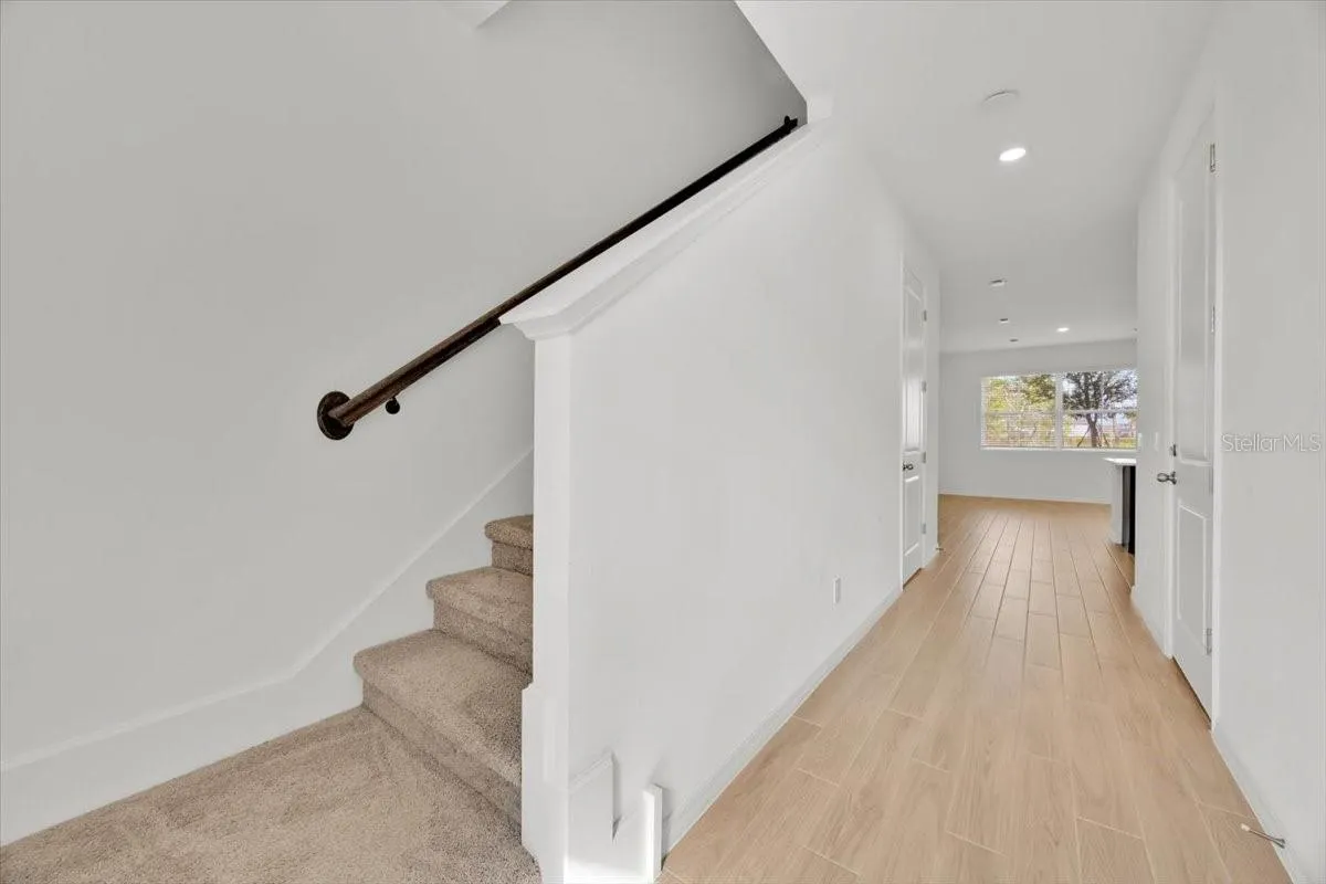 848 LONGBOAT DR
