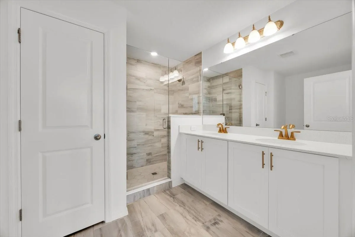 848 LONGBOAT DR
