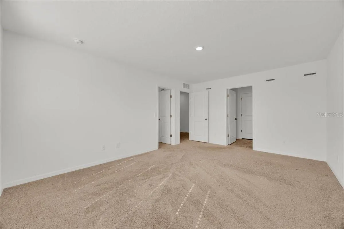 848 LONGBOAT DR