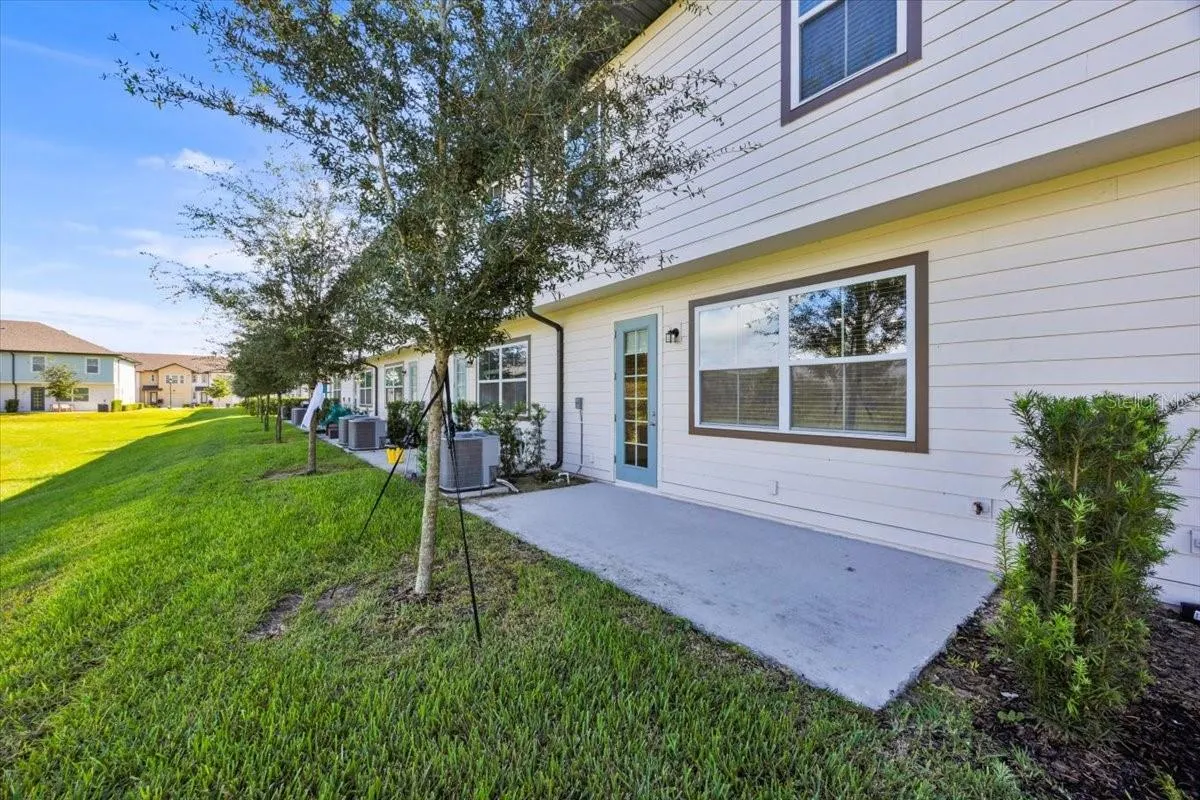 848 LONGBOAT DR