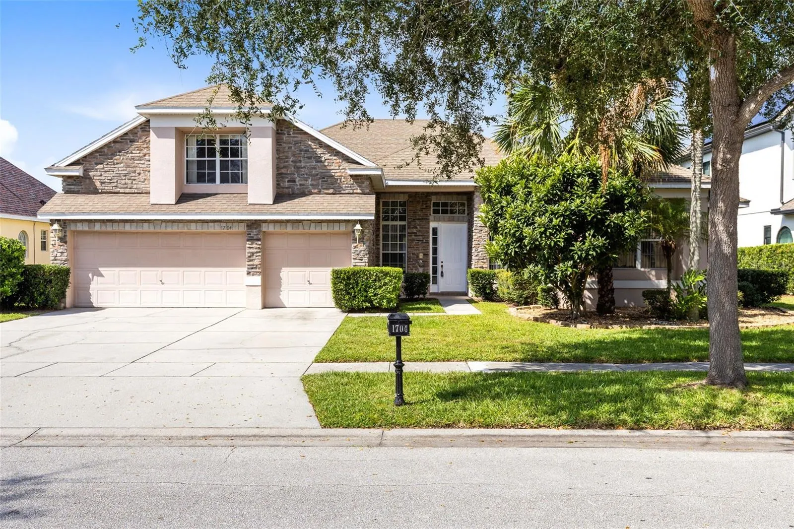 1704 BRIDGETS CT