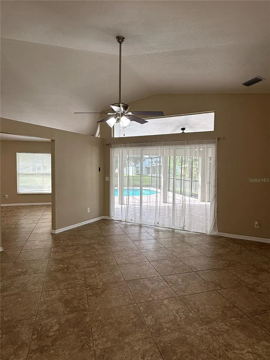 7729 GREENBORO DR