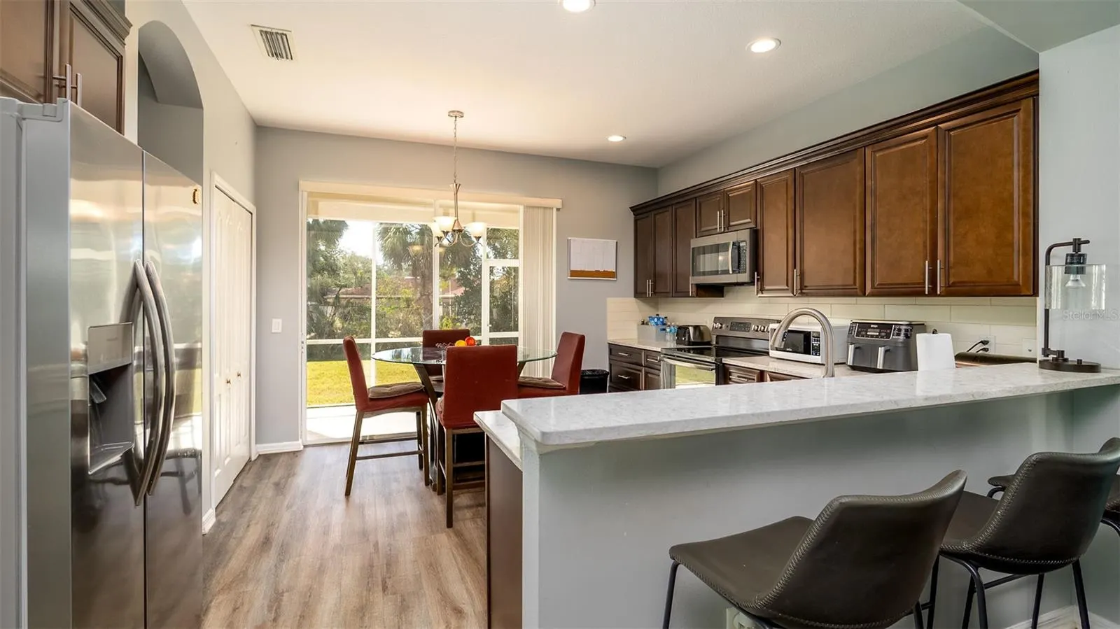 5320 AQUA BREEZE DR
