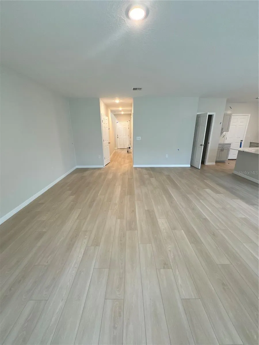 7629 HYDRANGEA LN