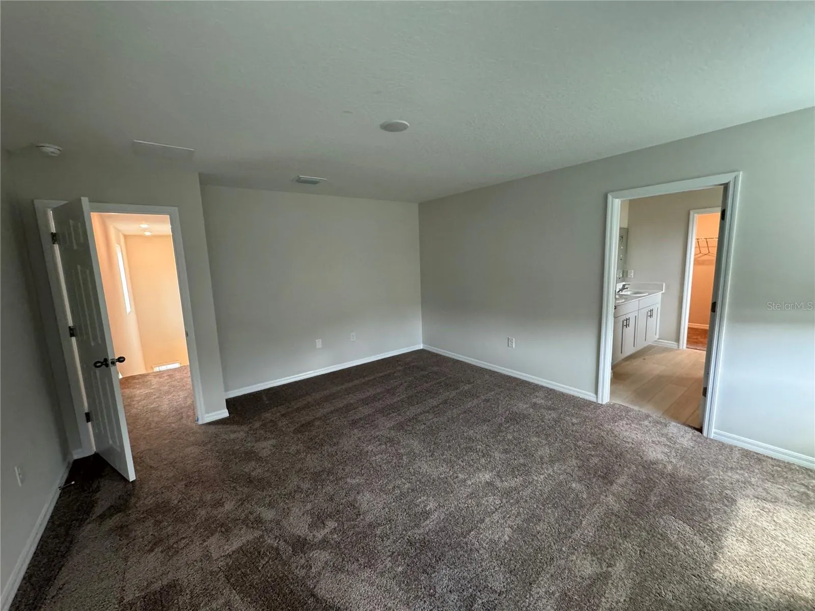 7629 HYDRANGEA LN