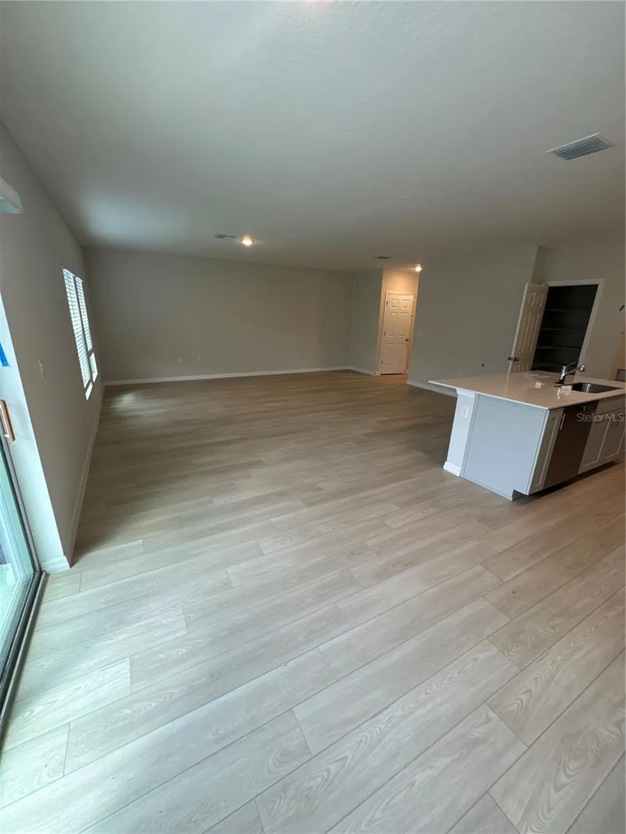7629 HYDRANGEA LN