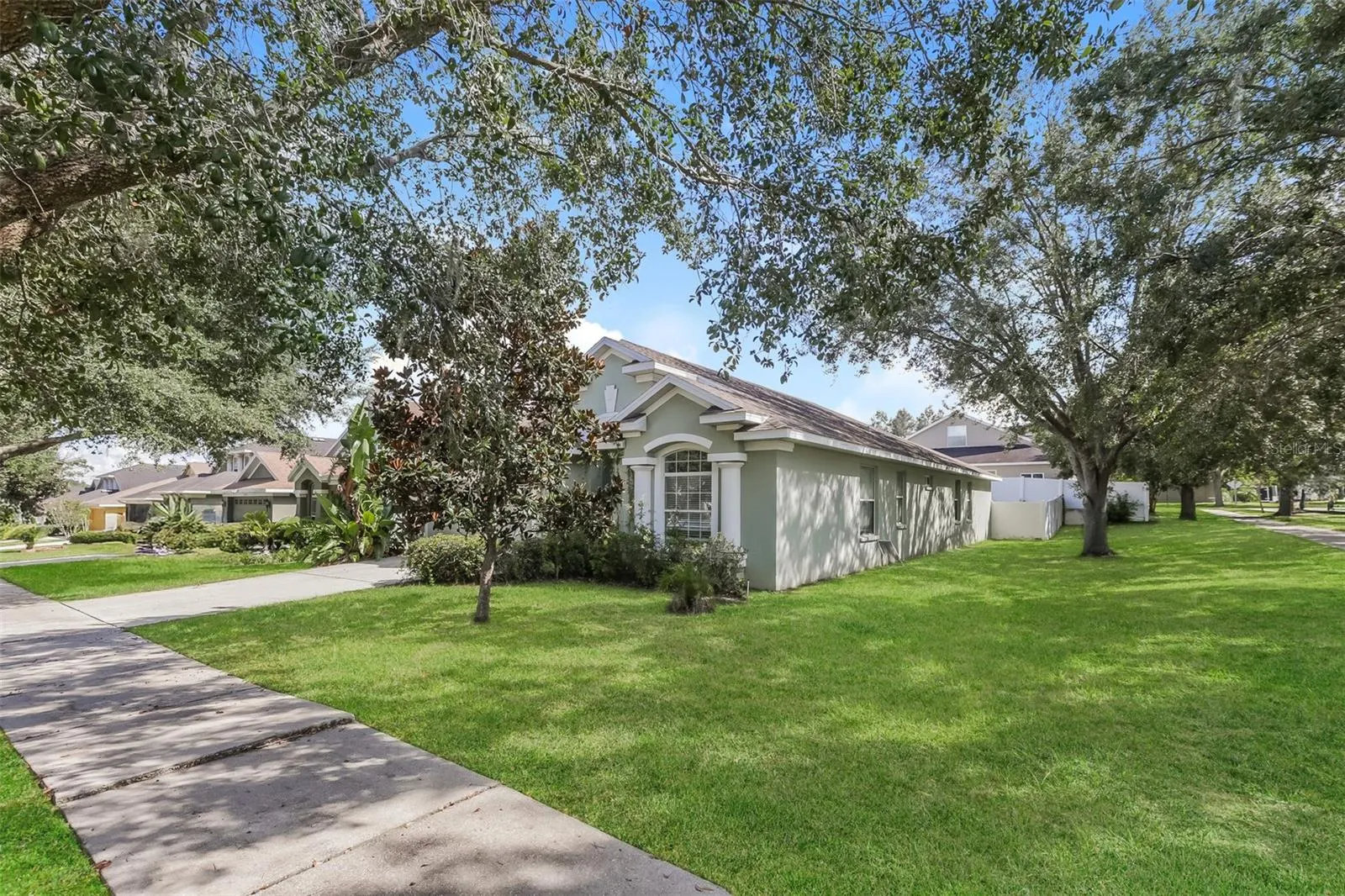 650 CHESNEY DR