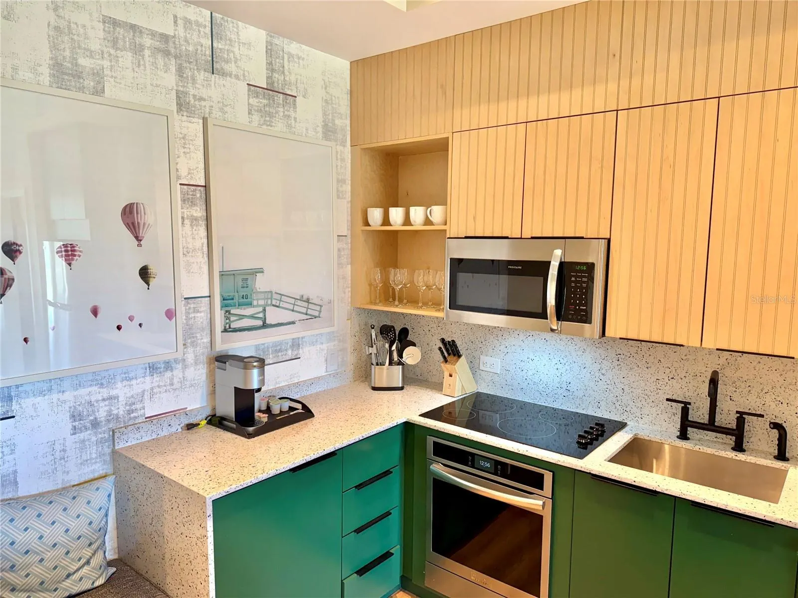 3151 SUNSET WALK DR #208, #208