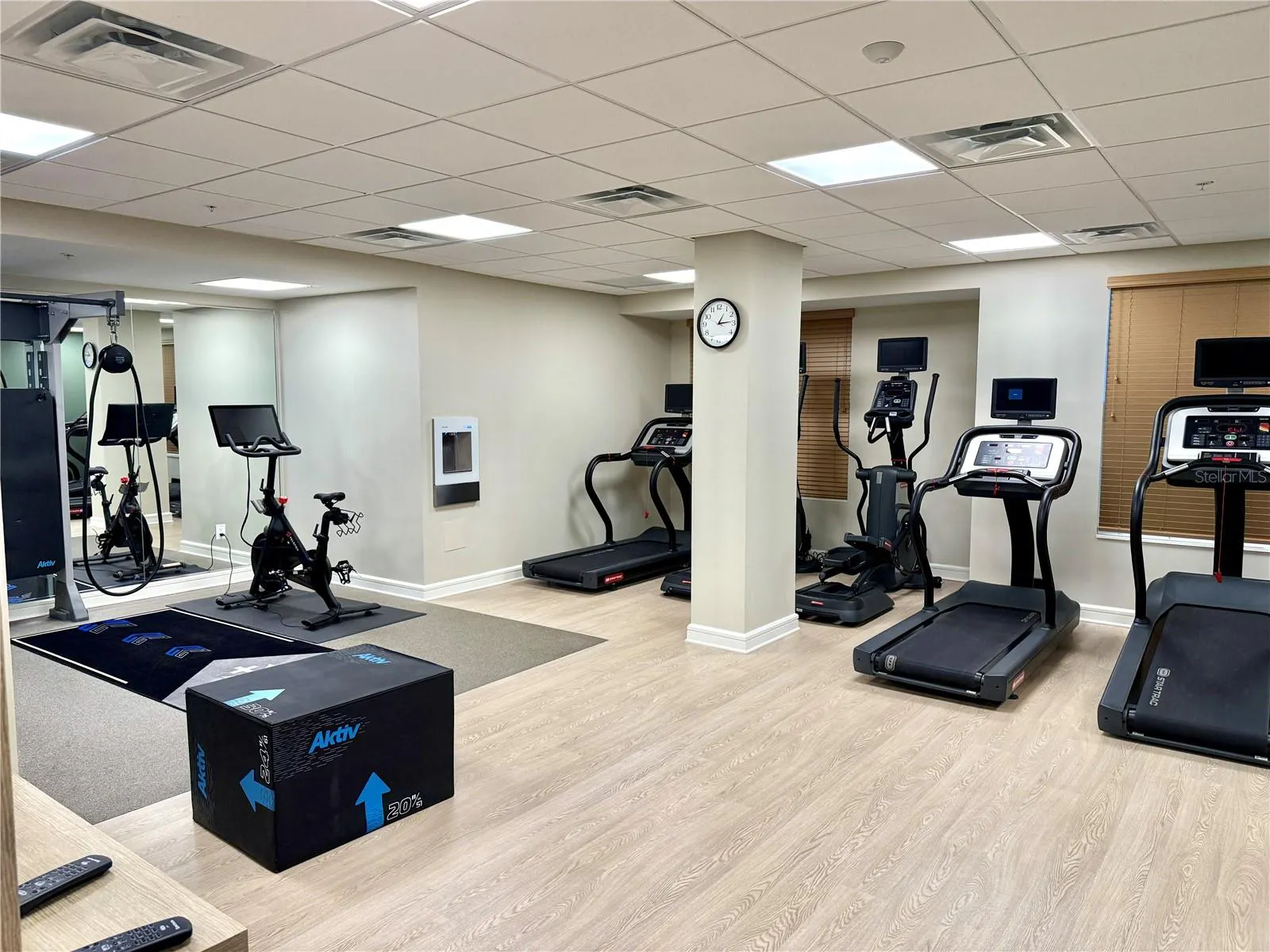 3151 SUNSET WALK DR #208, #208