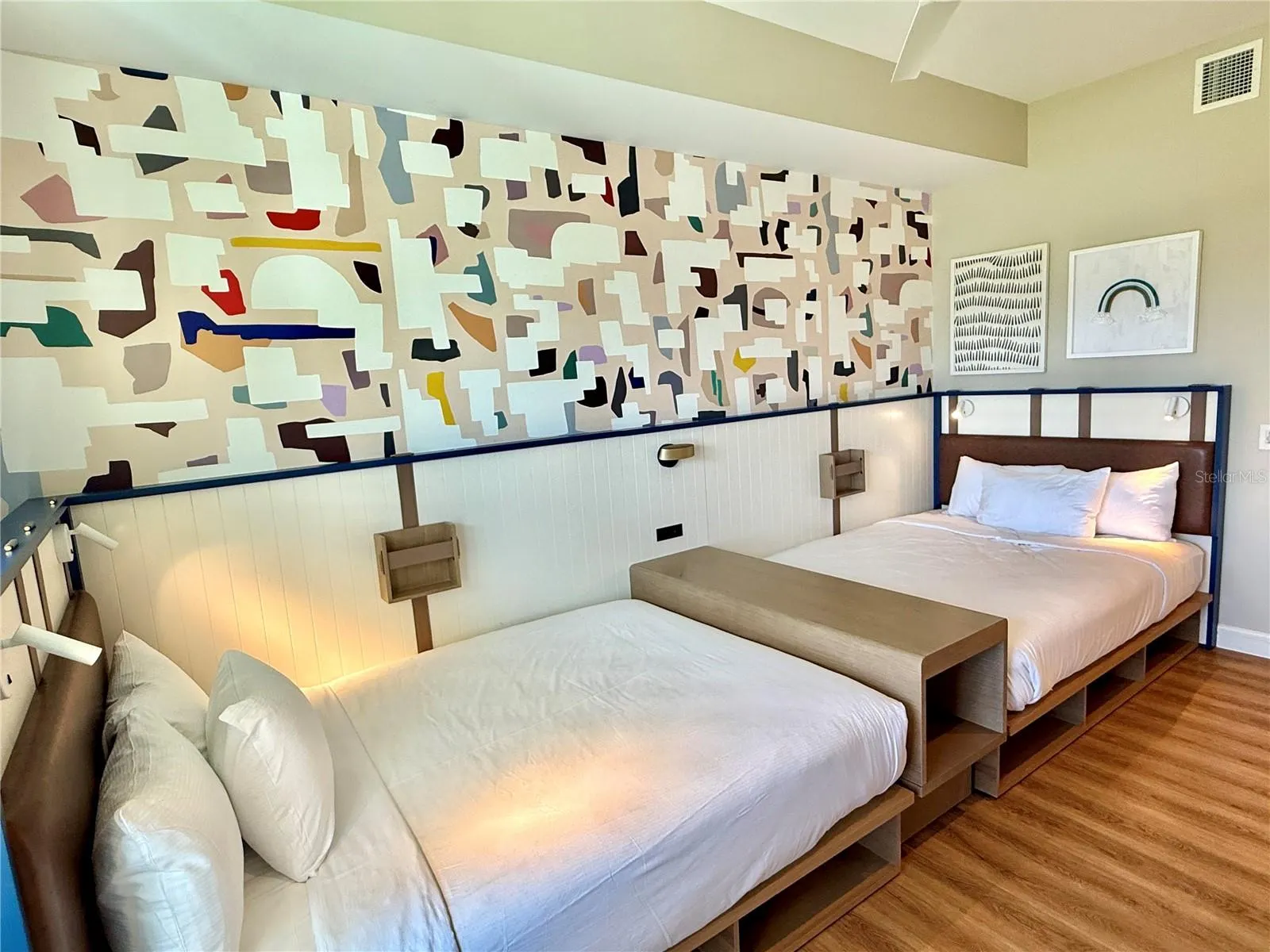 3151 SUNSET WALK DR #208, #208