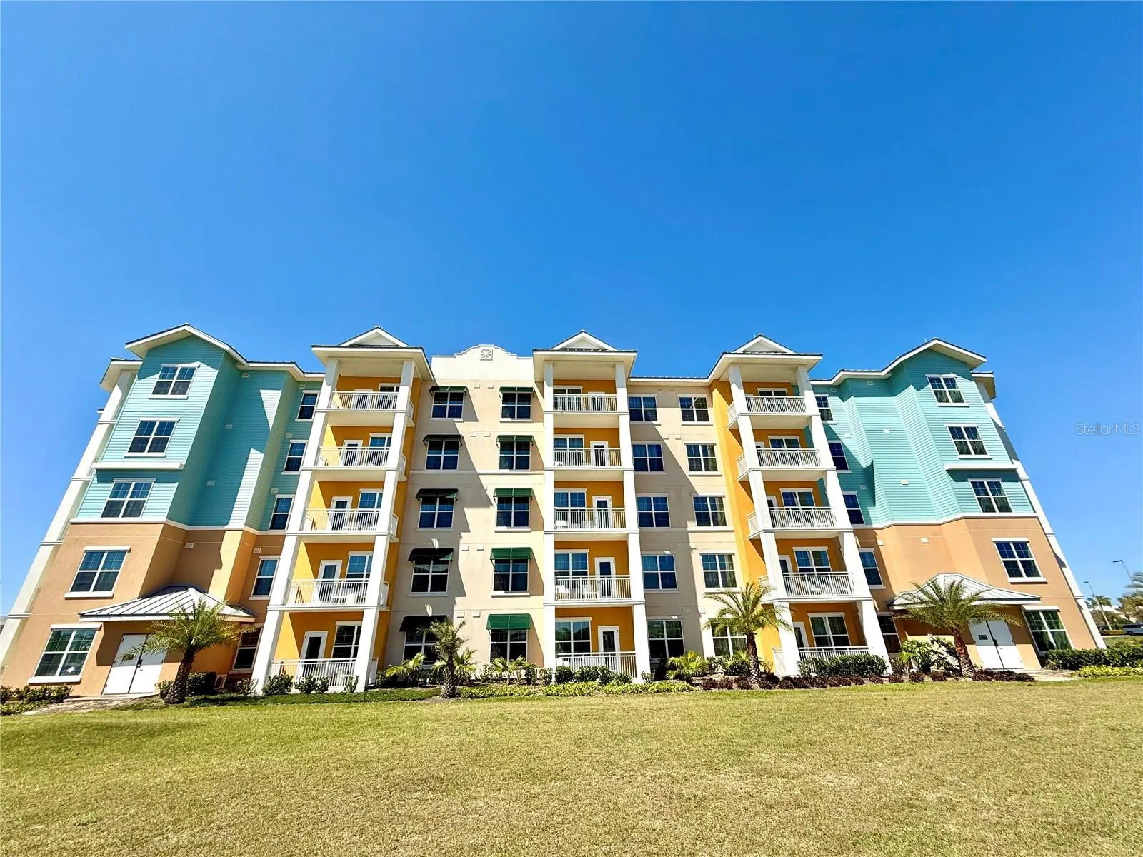 3151 SUNSET WALK DR #208, #208