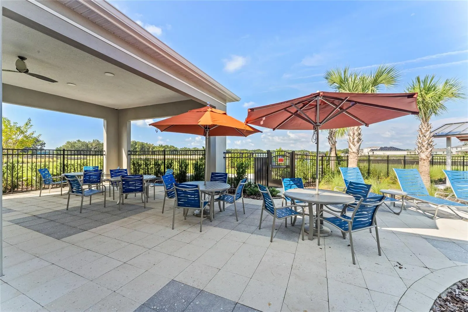 2017 WALNUT CREEK DR