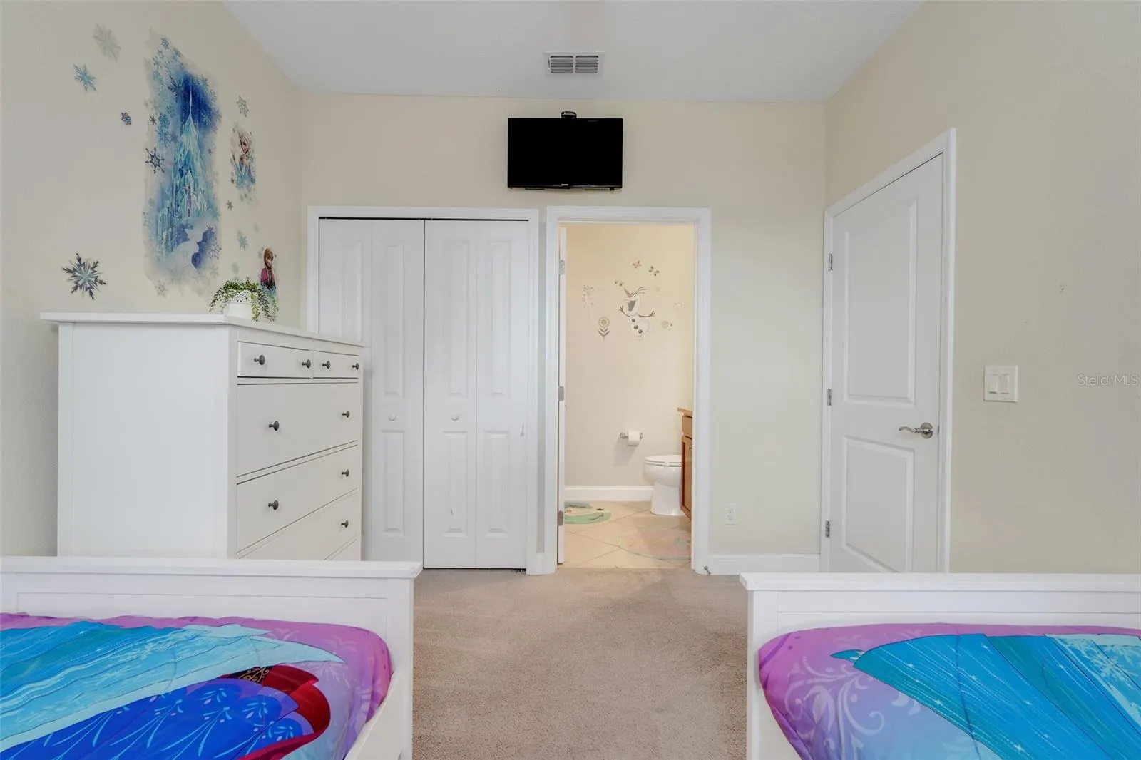317 CAPTIVA DR
