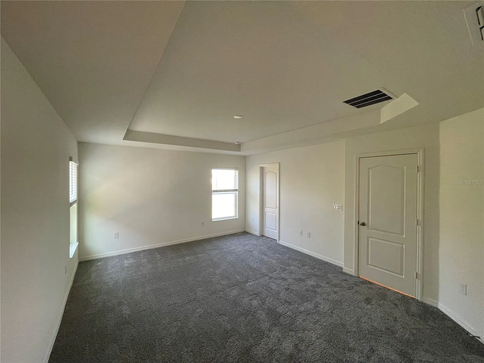 1226 AUGUSTUS DR