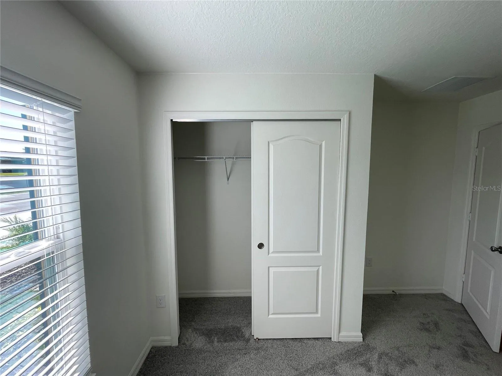 1226 AUGUSTUS DR