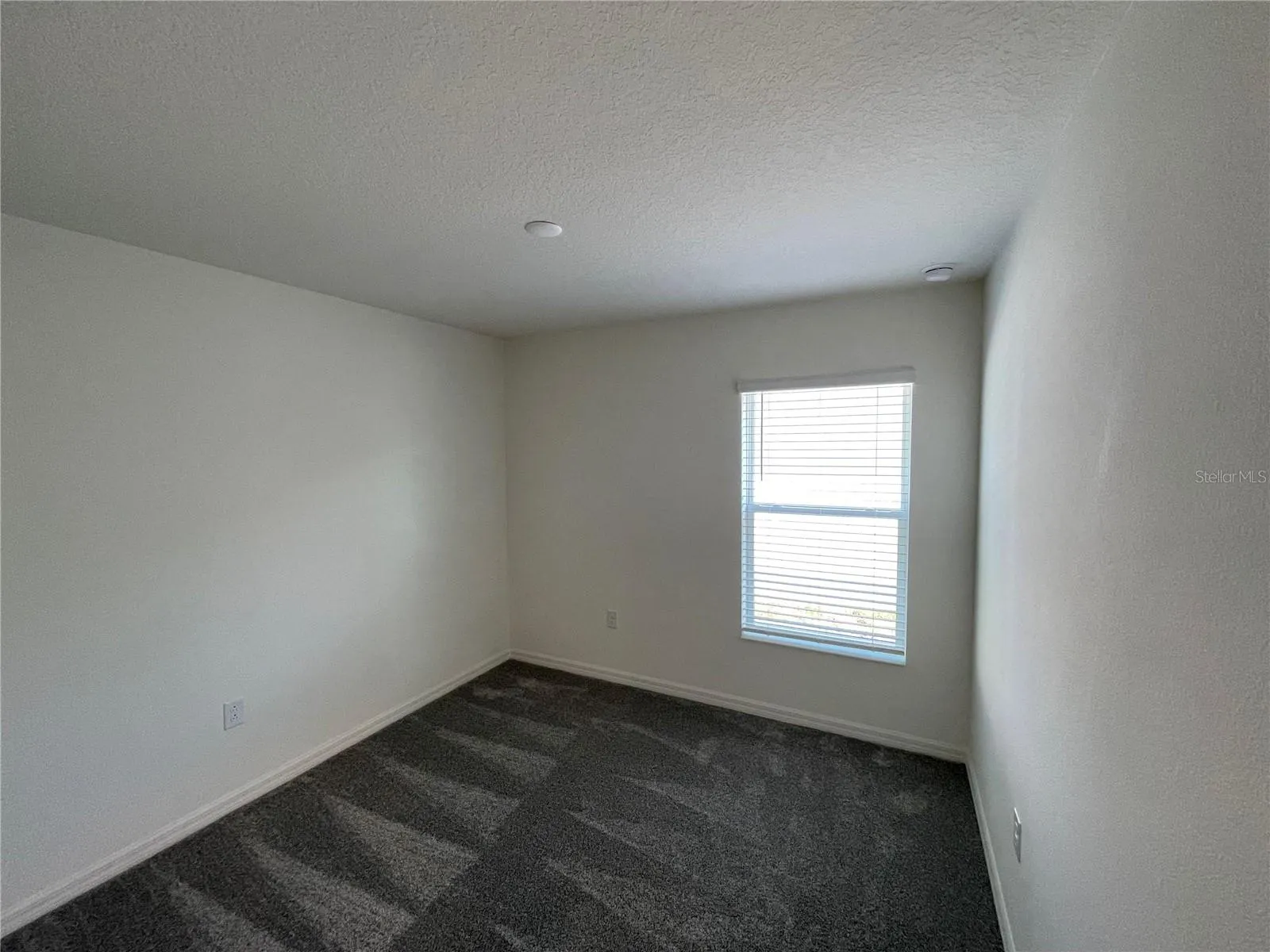 1226 AUGUSTUS DR