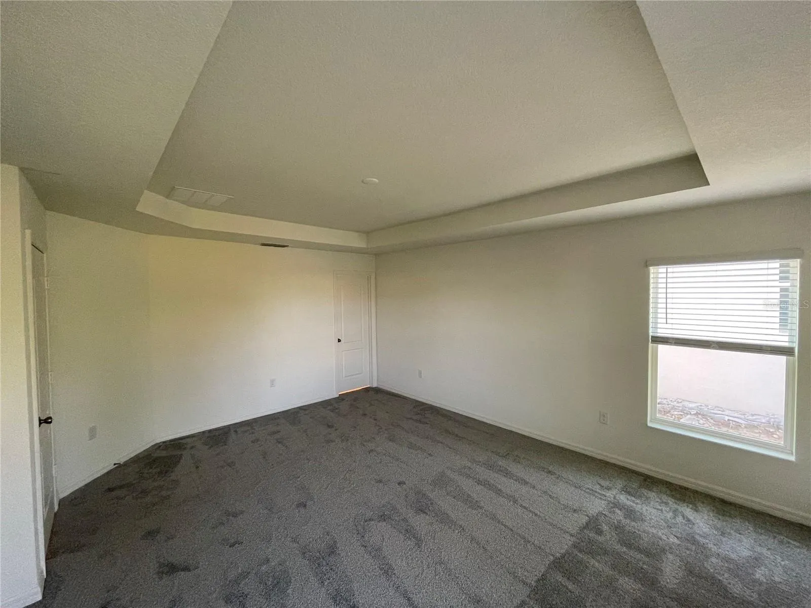 1226 AUGUSTUS DR