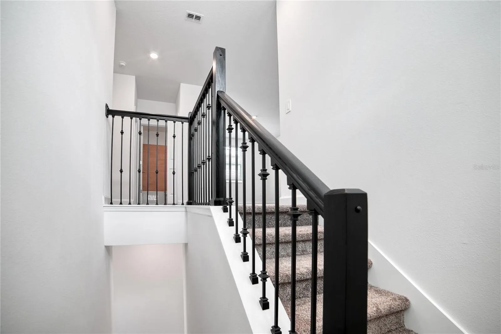 1141 KINGSBARN ST