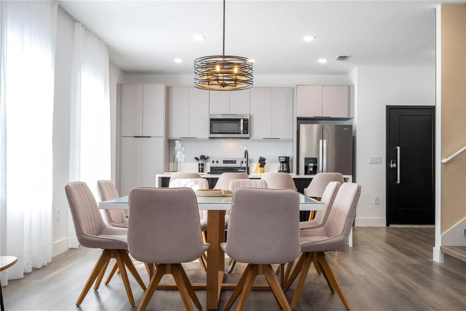 2575 SANTORINI DR