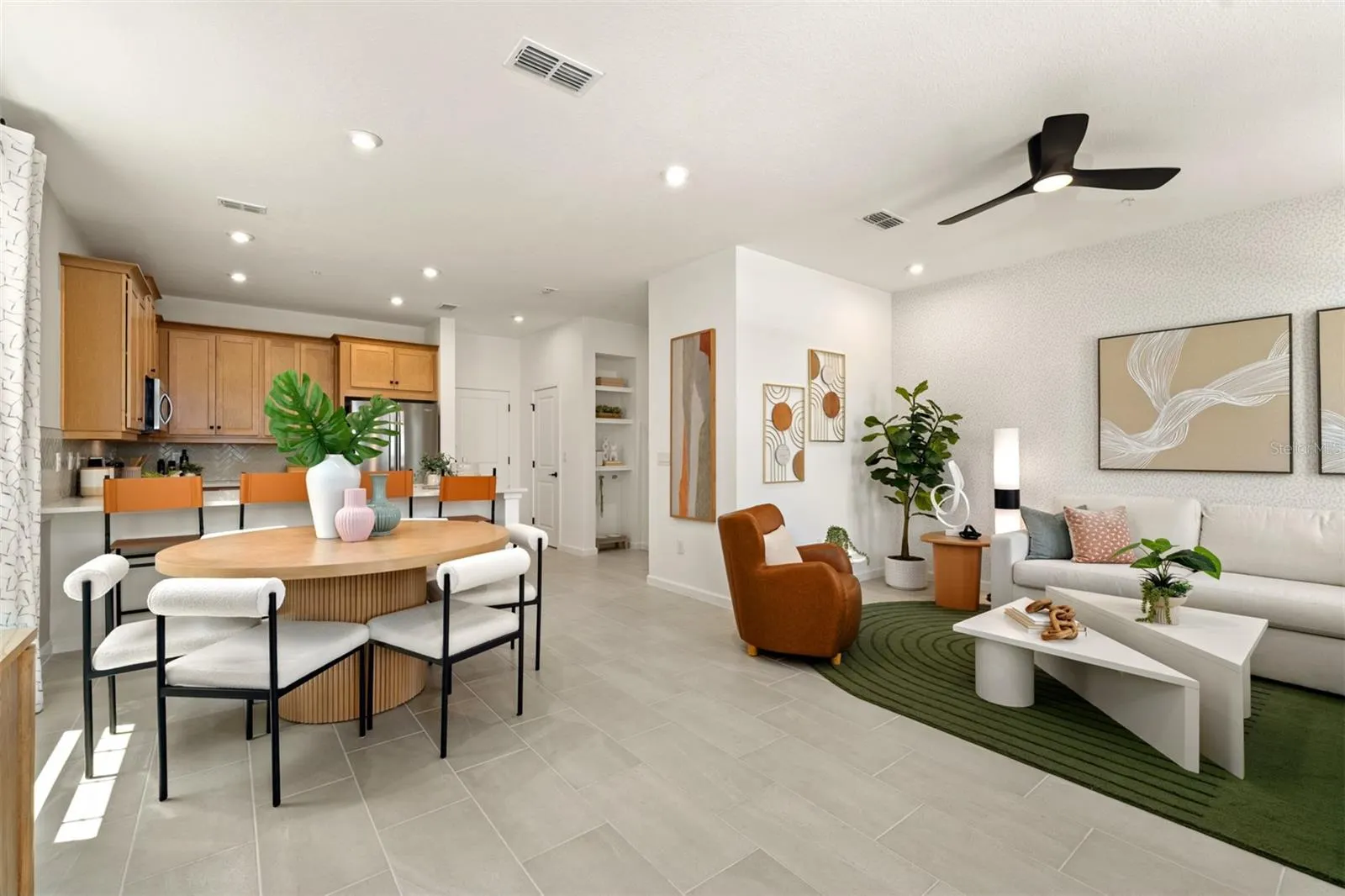 1284 CRAB APPLE LN