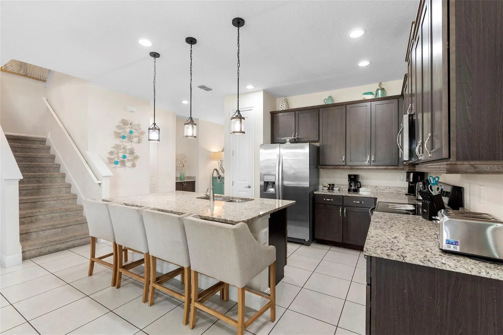 7721 FAIRFAX DR