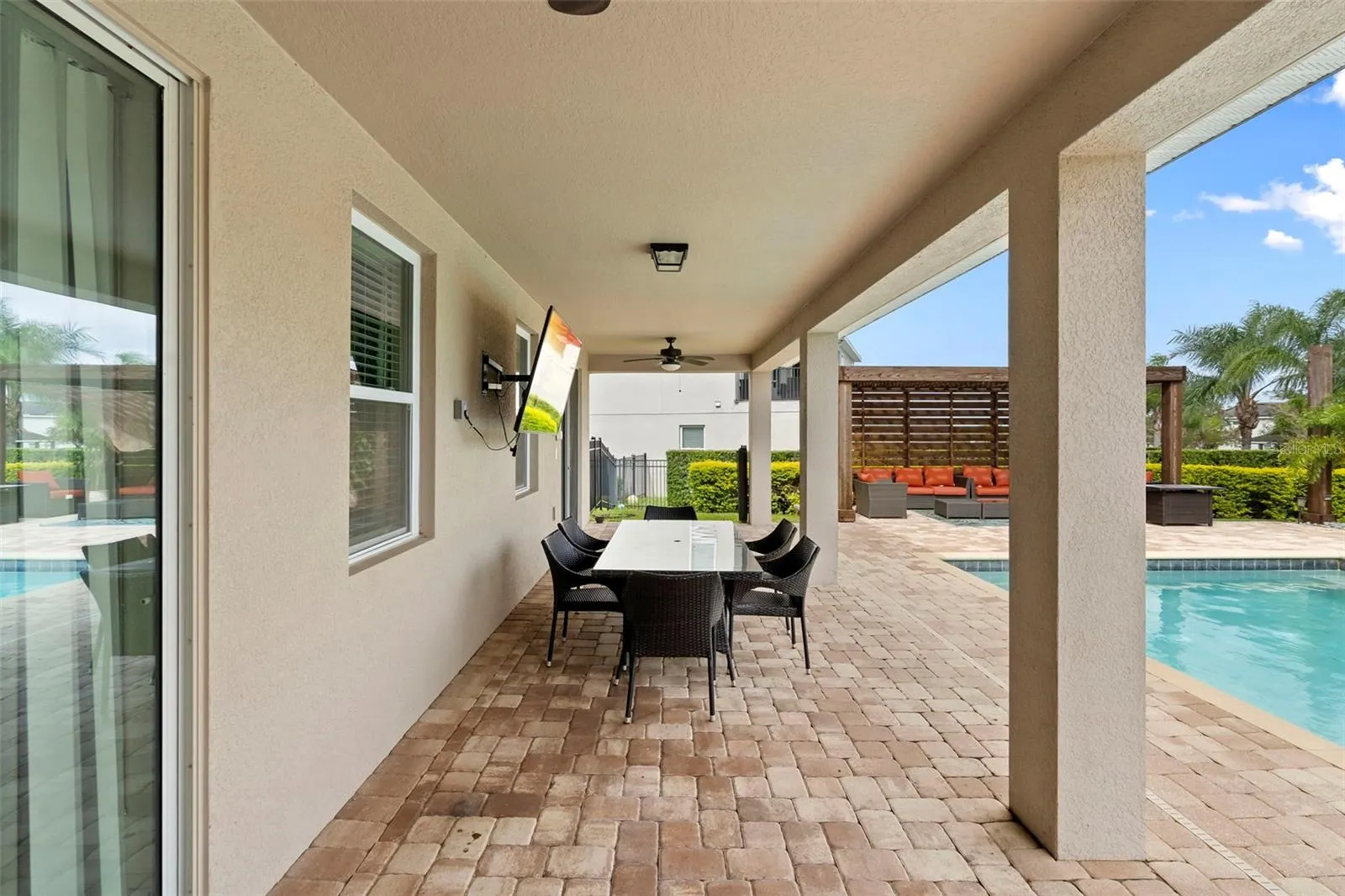 7721 FAIRFAX DR