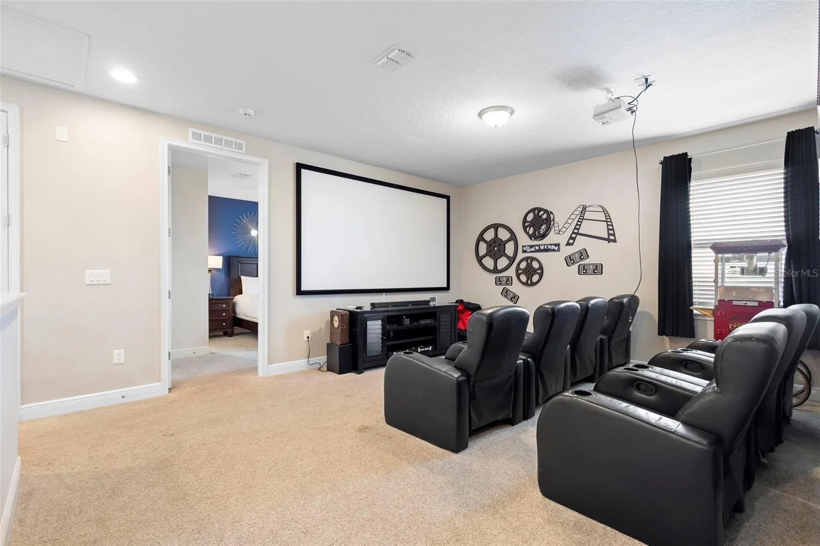7721 FAIRFAX DR