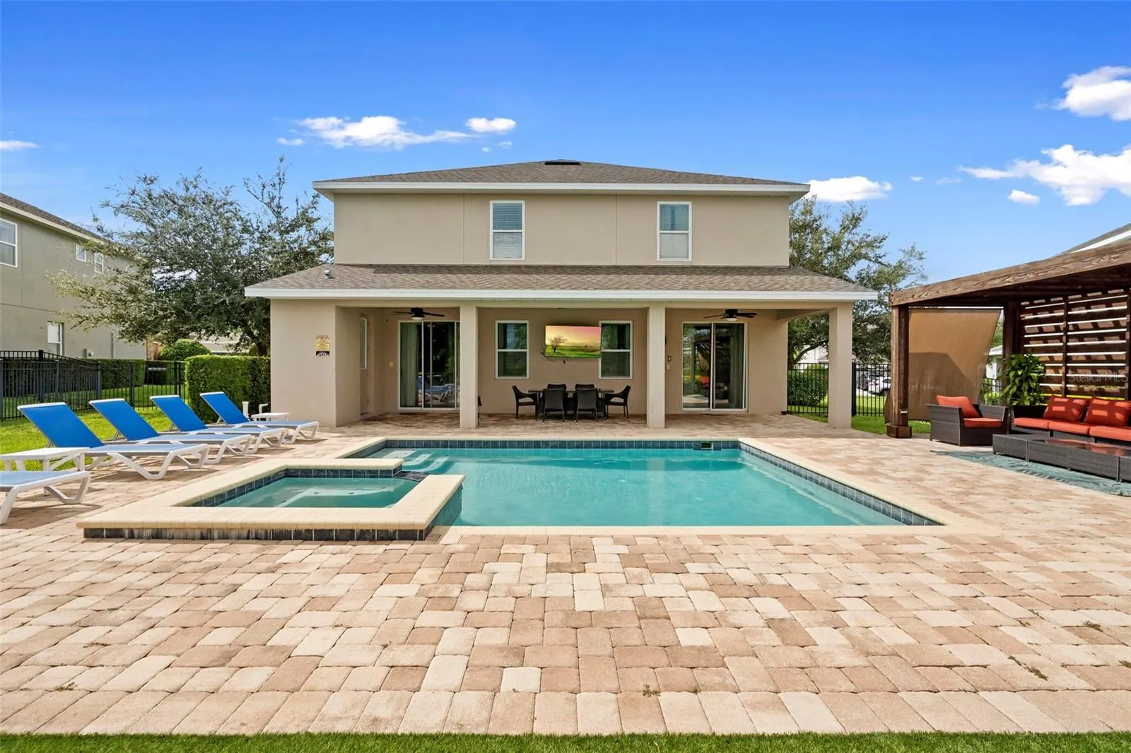 7721 FAIRFAX DR