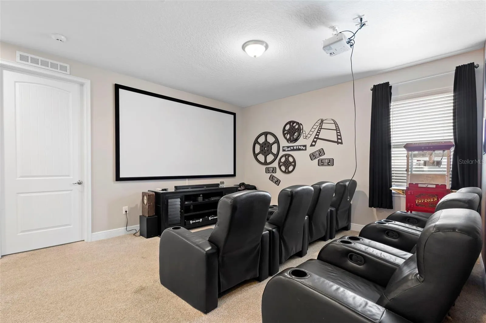 7721 FAIRFAX DR