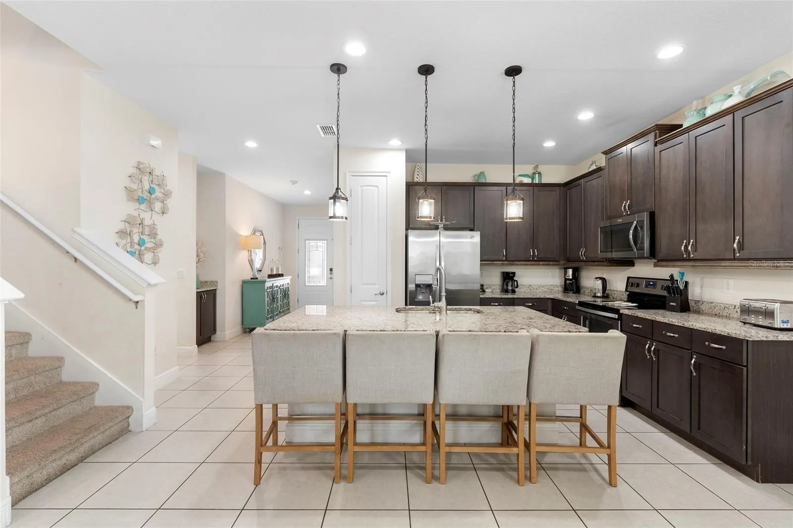 7721 FAIRFAX DR