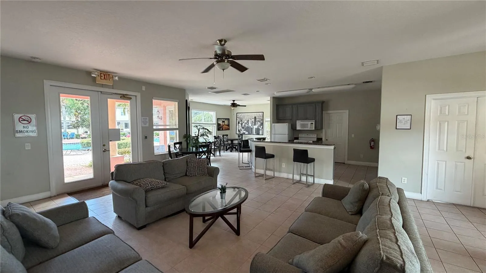 4781 CORAL CASTLE DR
