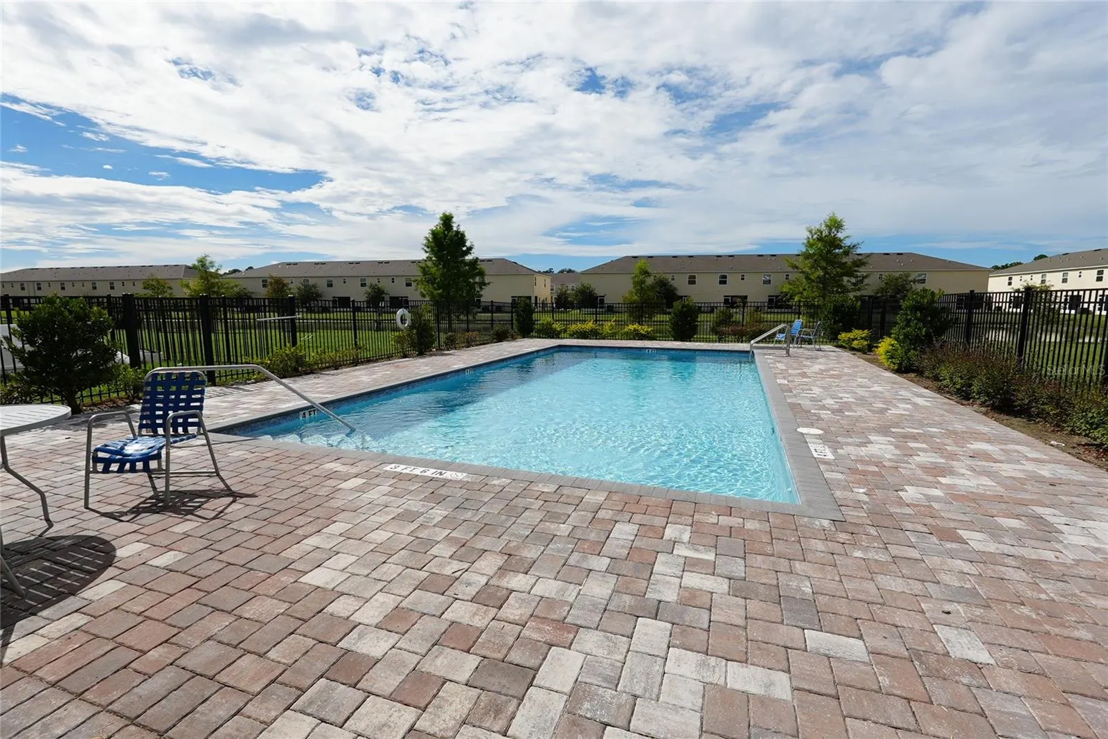 4781 CORAL CASTLE DR