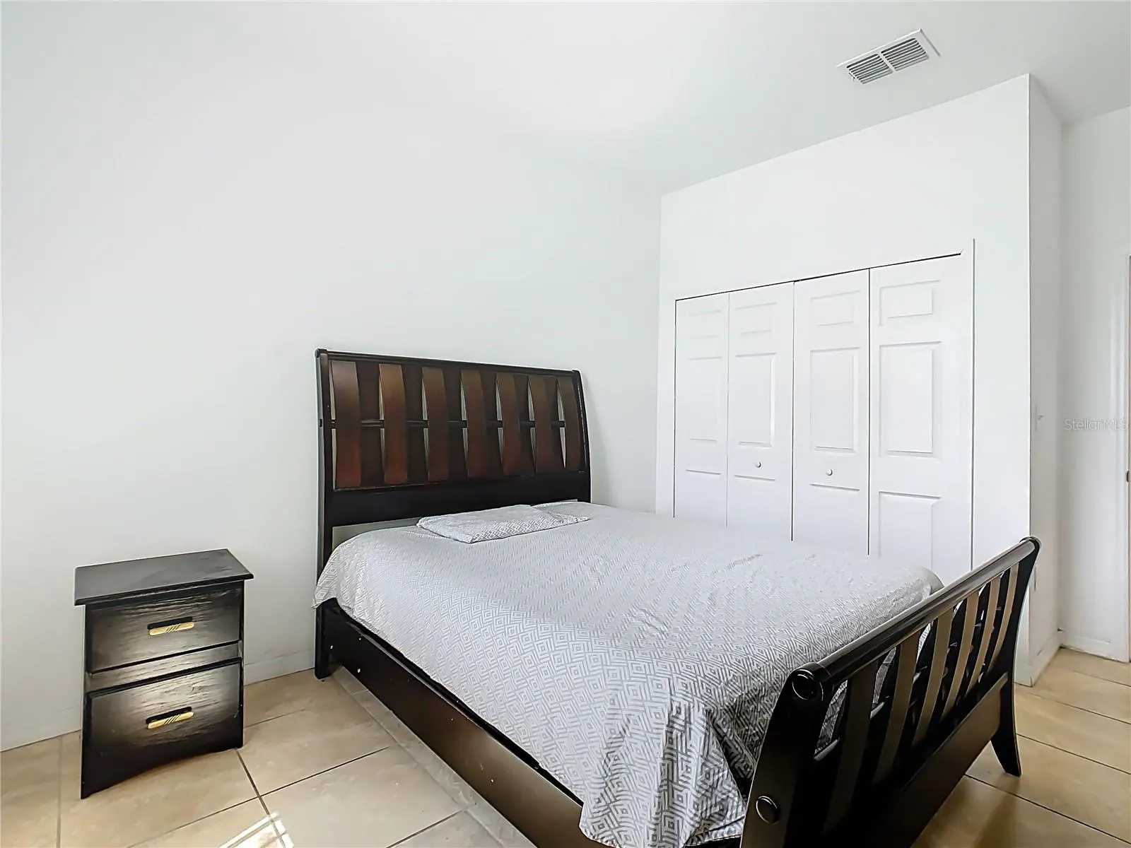 425 SPIKE CT