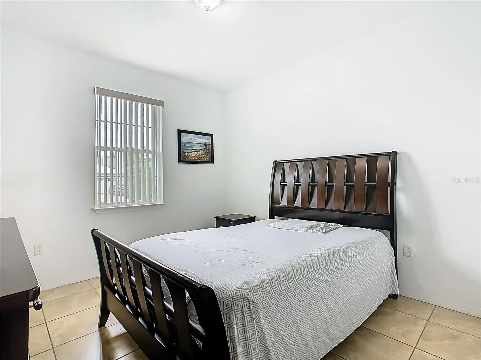 425 SPIKE CT