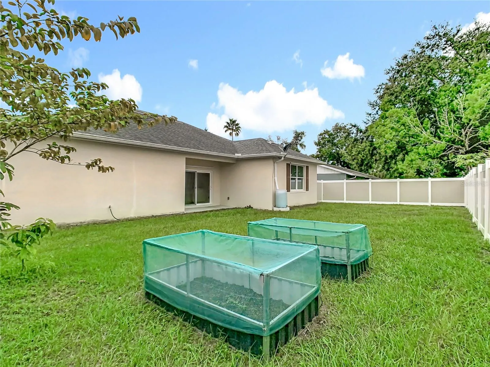 425 SPIKE CT