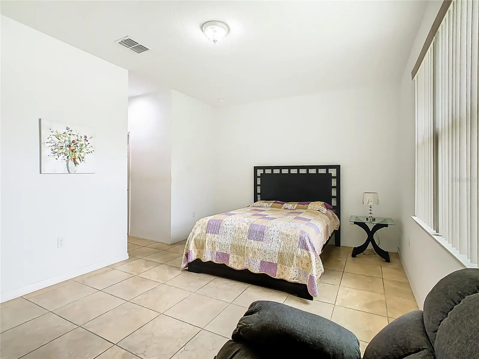 425 SPIKE CT
