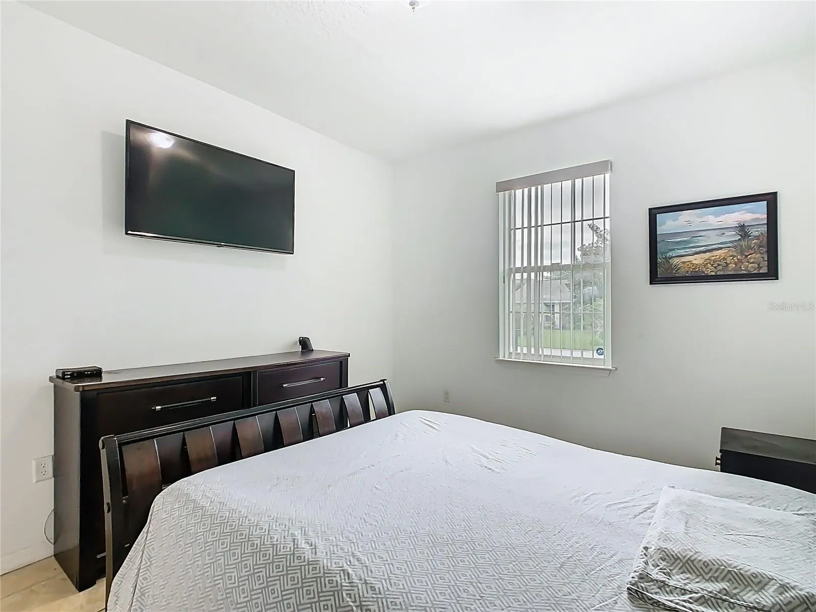 425 SPIKE CT