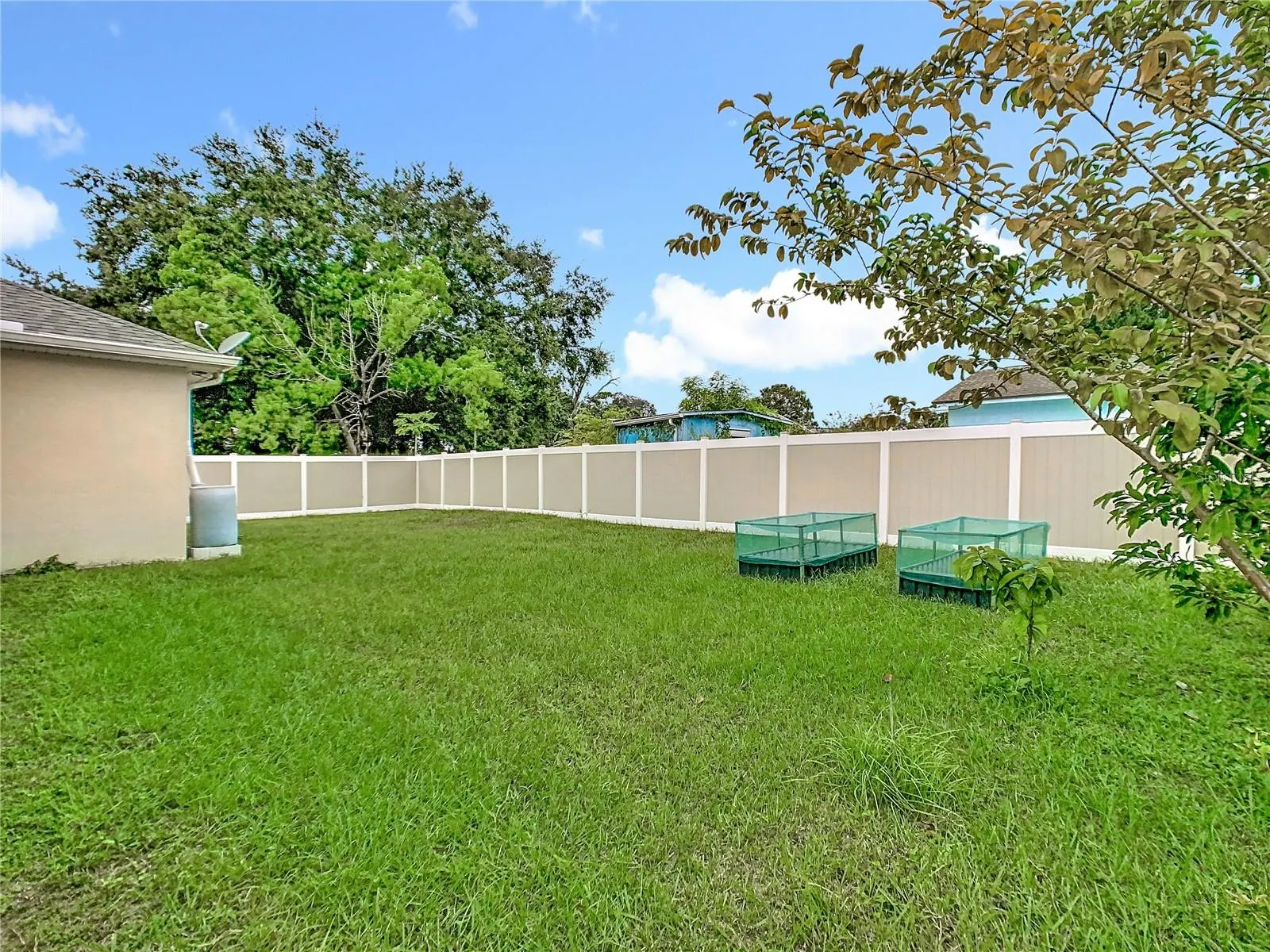 425 SPIKE CT