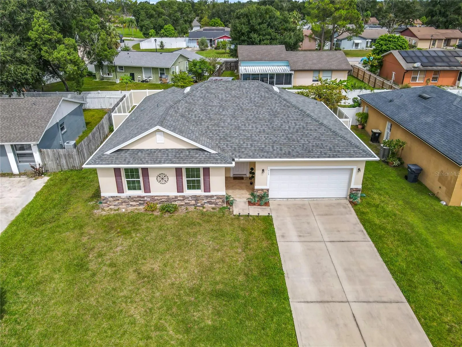 425 SPIKE CT