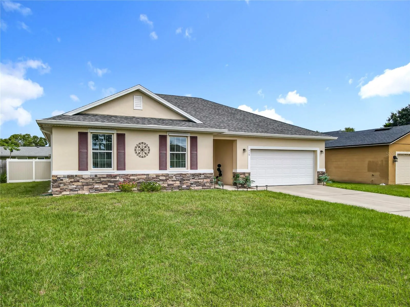 425 SPIKE CT