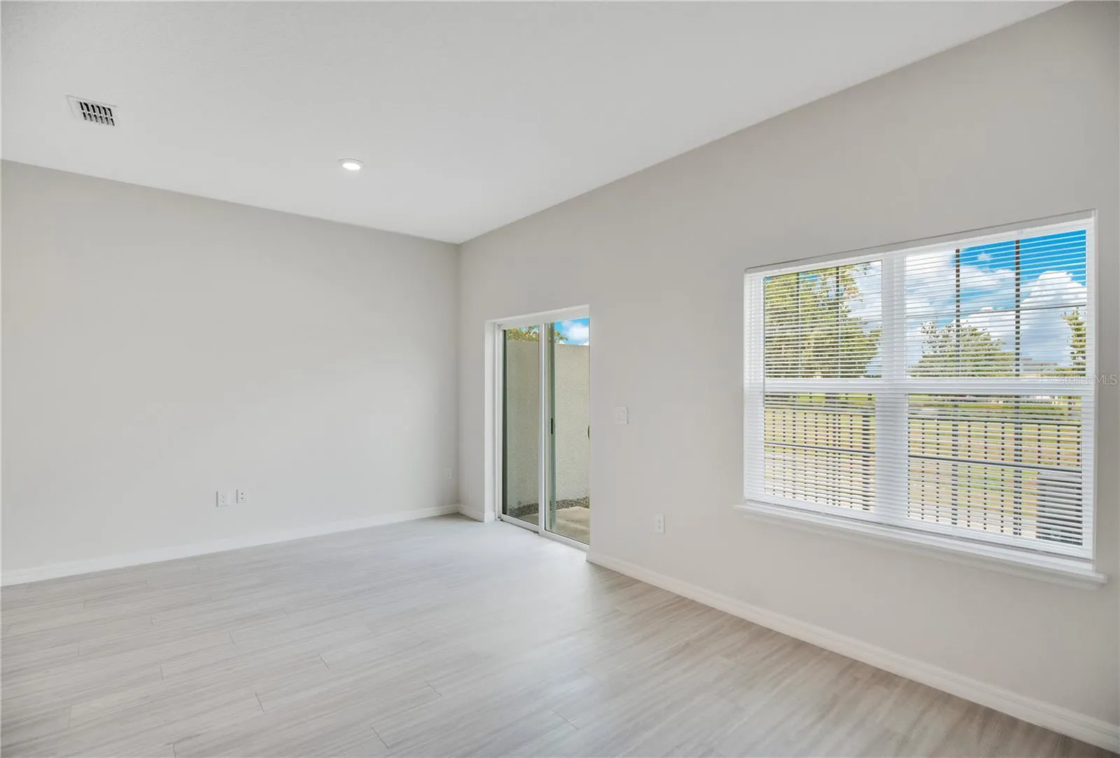 2035 CLAUDIA LN #2035, #2035