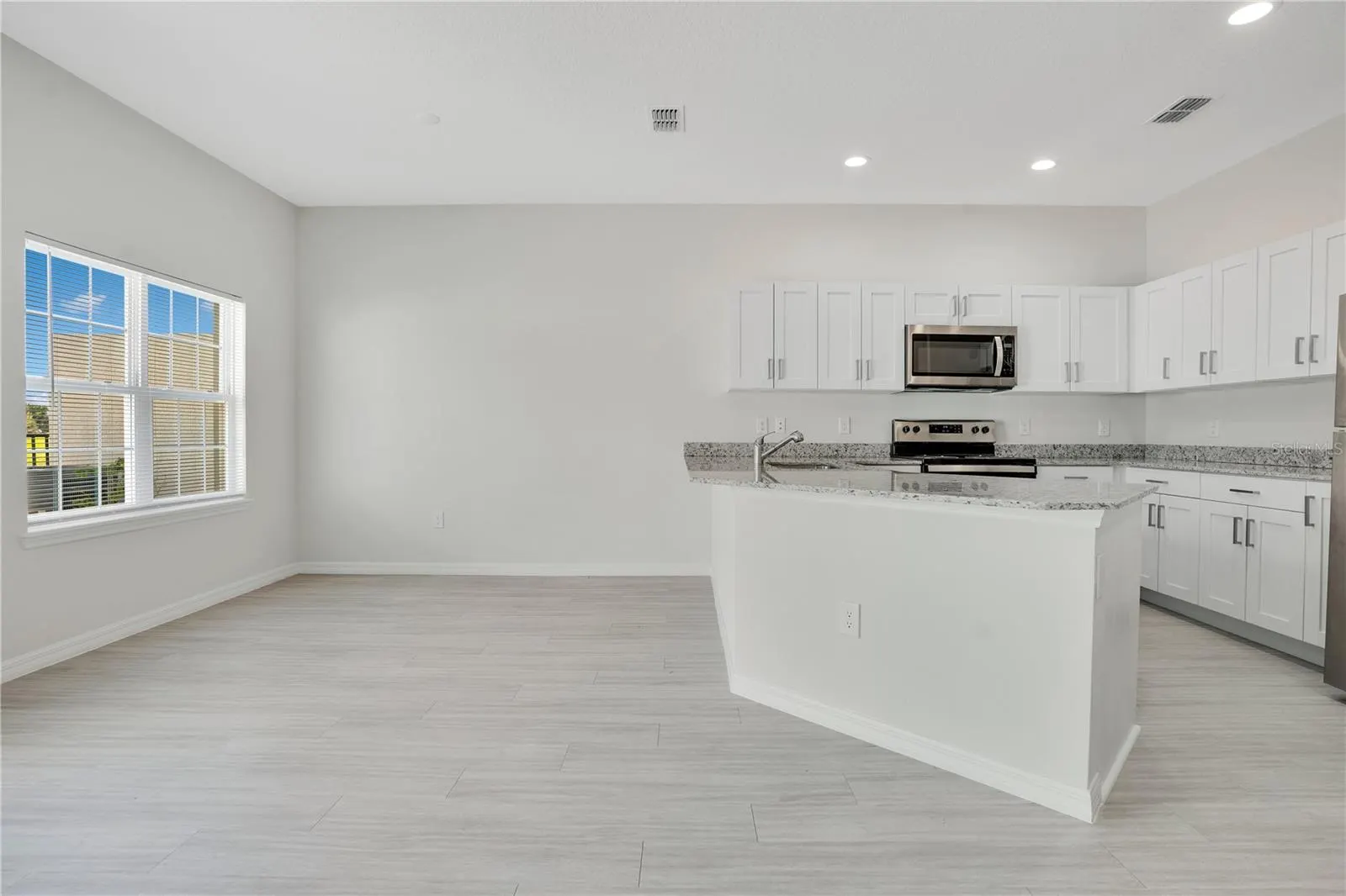 2035 CLAUDIA LN #2035, #2035
