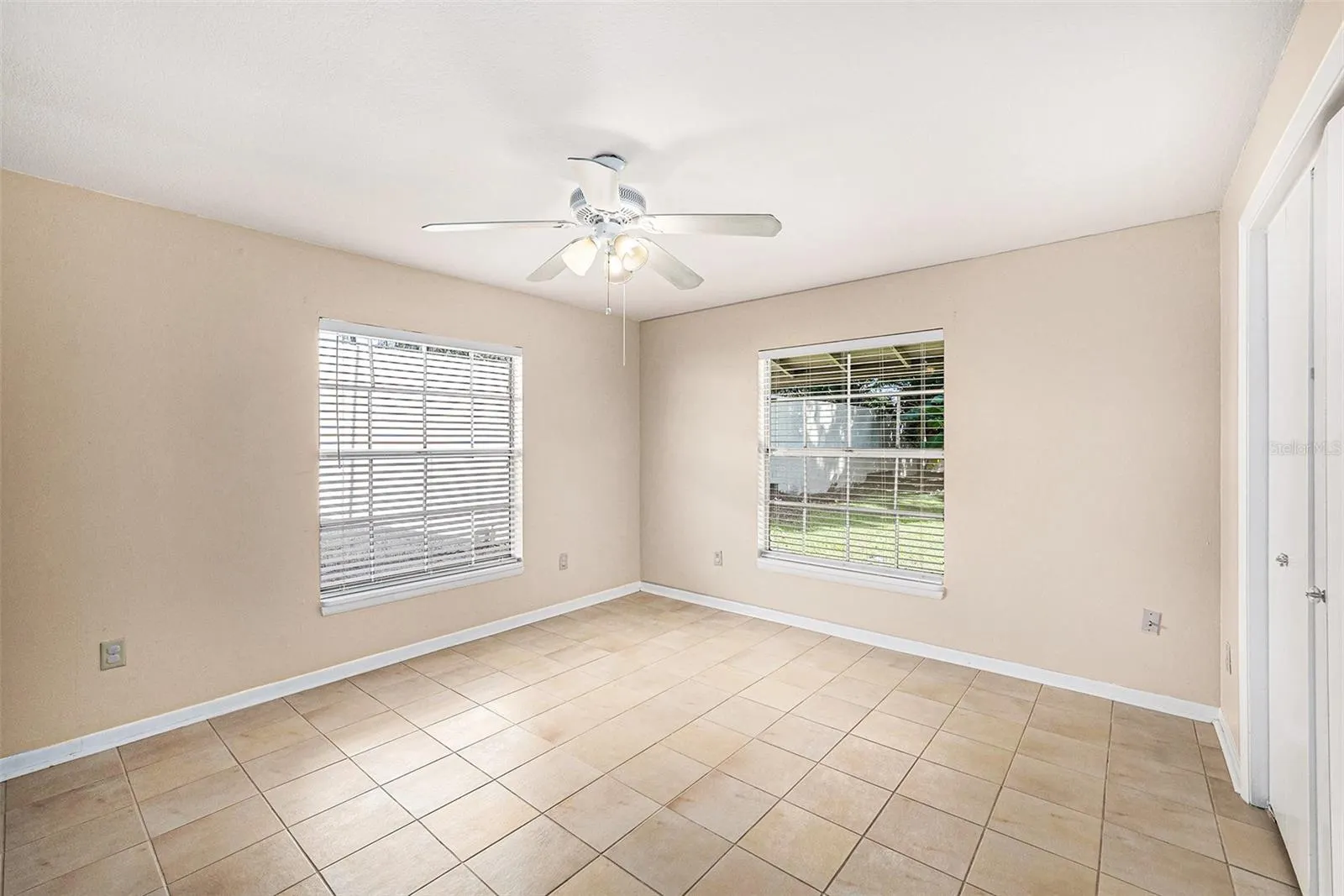 16829 INDIAN MOUND RD