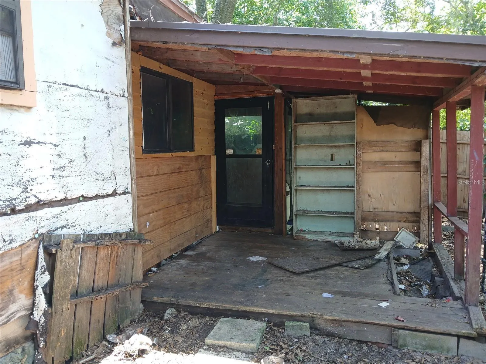 2331 WESTSIDE DR
