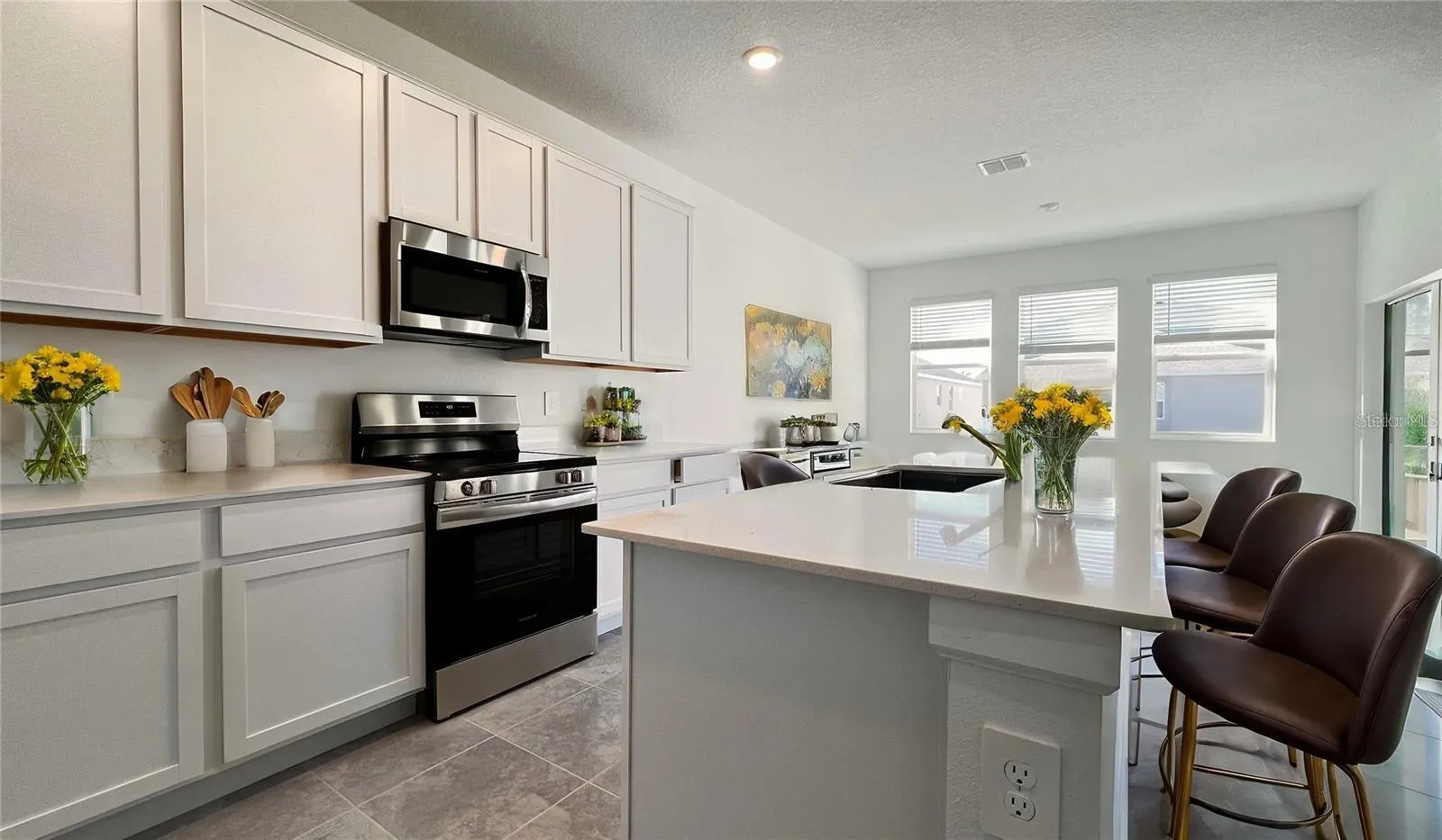2306 AMORIE DR