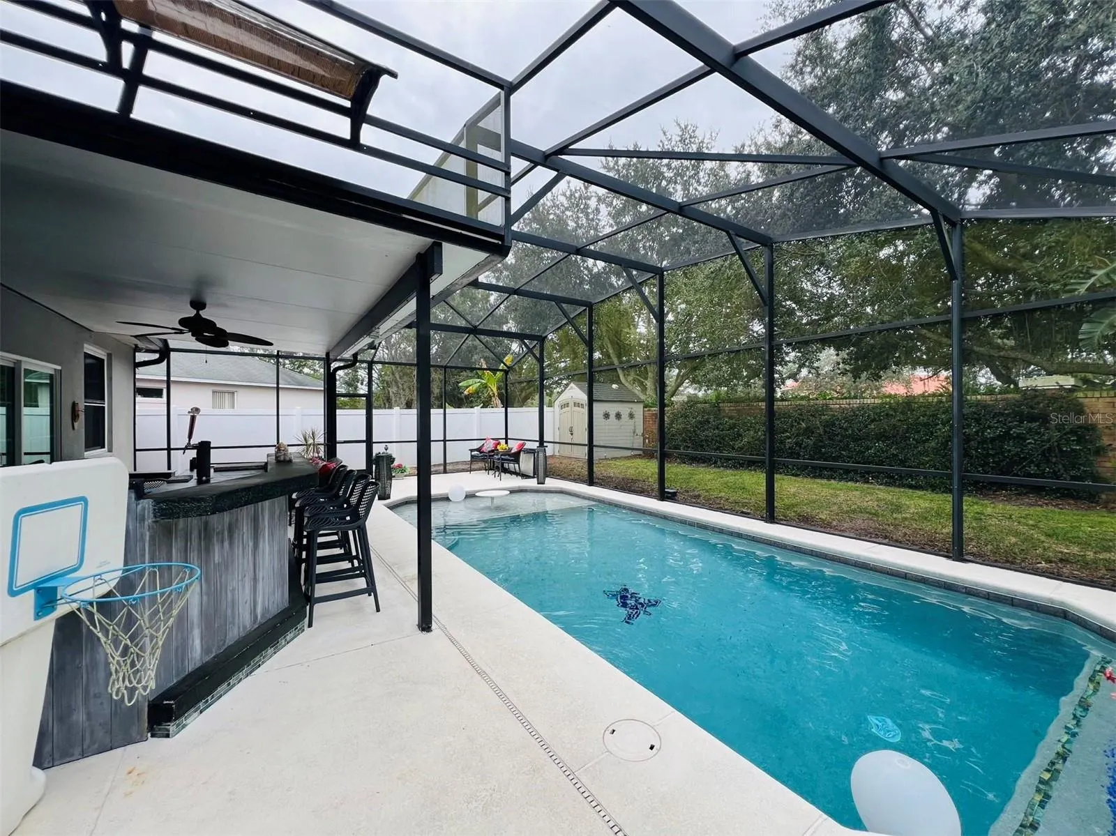 10143 SHADOW CREEK DR