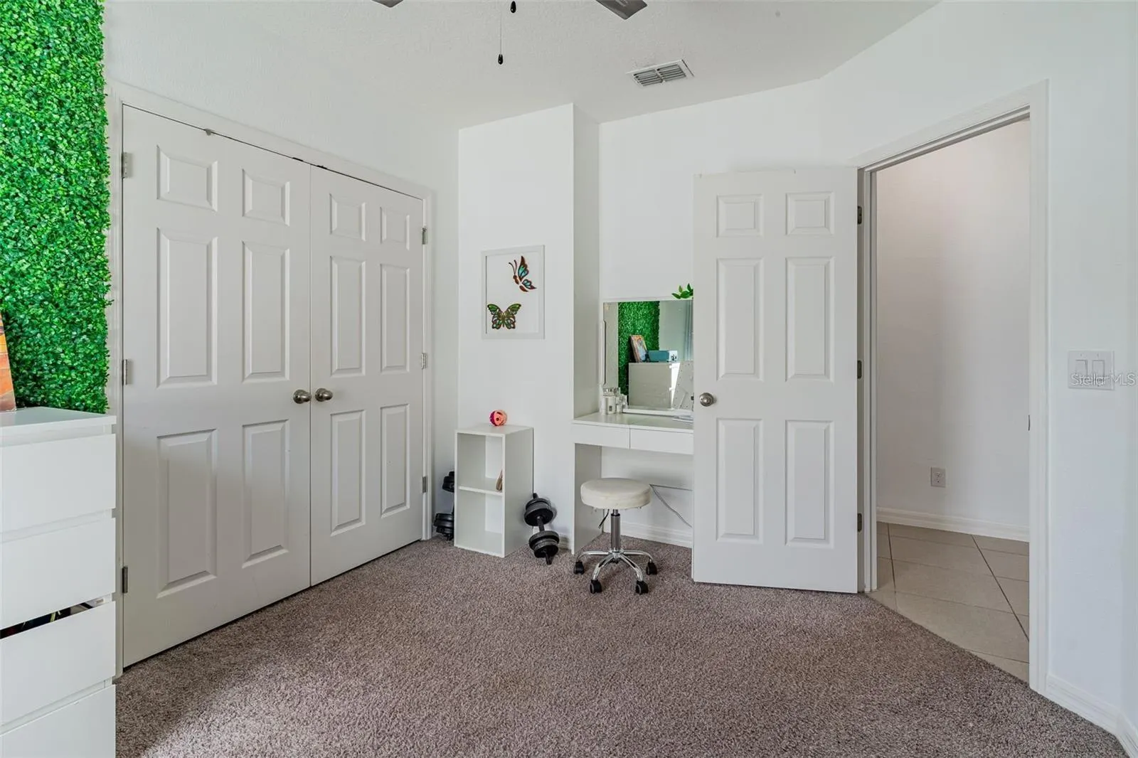 283 WILLIAMSON DR