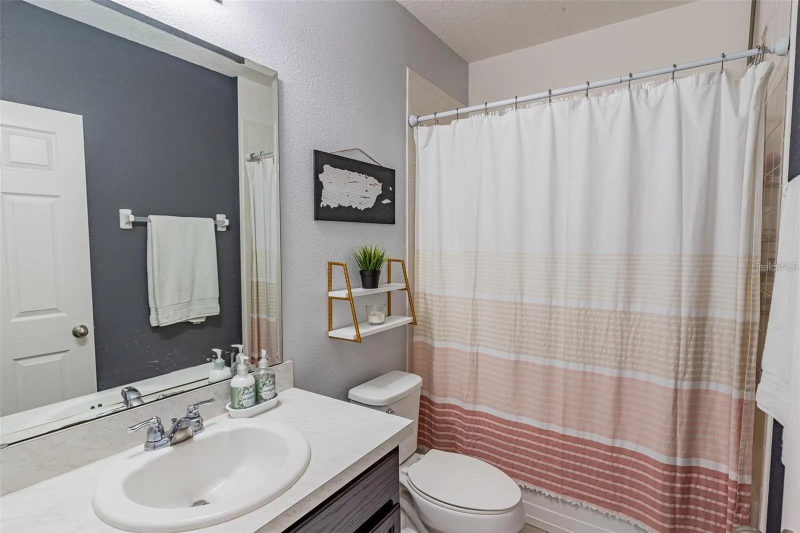 283 WILLIAMSON DR
