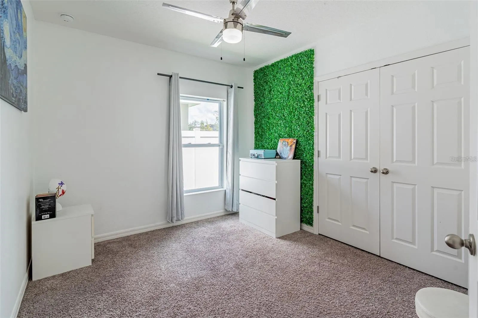 283 WILLIAMSON DR